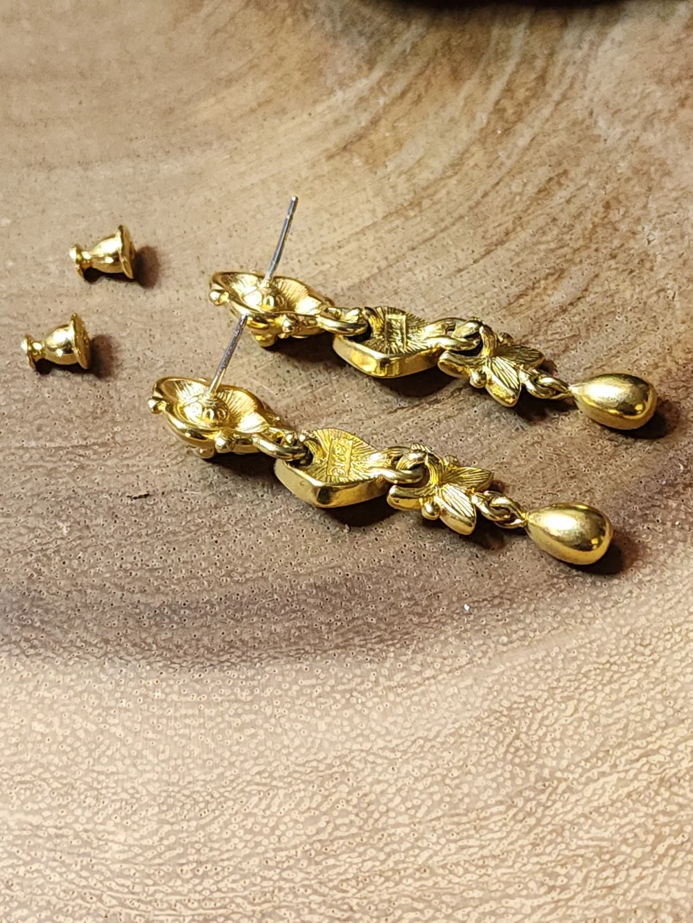 Unique Vintage Gold Floral Drop Earrings - Signed Monet